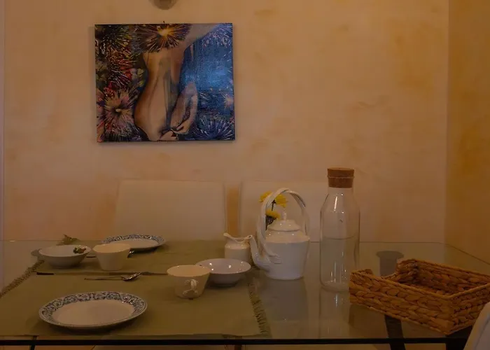 Lady Esmeralda Apartment
